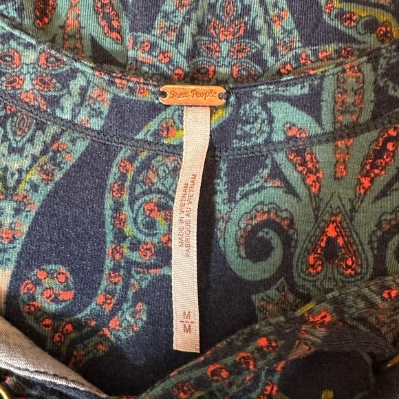 Free People Aloha Lace Up Long Sleeve Stretch Paisley Print Pattern Shirt #1588 - Picture 4 of 9